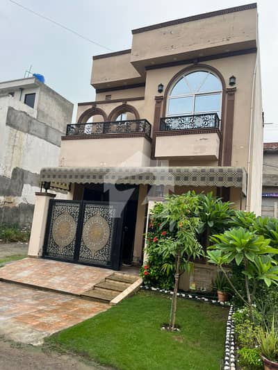 پیراگون سٹی لاہور میں 3 کمروں کا 4 مرلہ مکان 2.0 کروڑ میں برائے فروخت۔