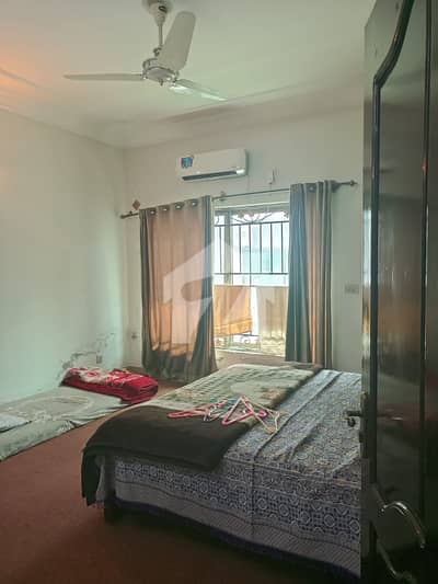 I. 8 Furnished Single Room For Rent Separate