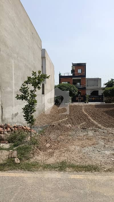 5 Marla Crystal Block ,On Ground Between Houses,Possession Half Paid Transfer Free