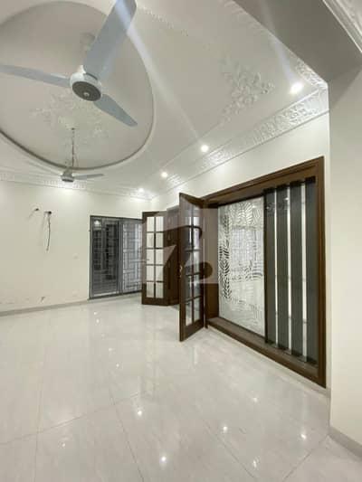 14 Marla Basement For Rent