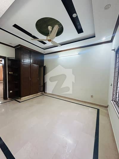 10 Marla Upper Portion For Rent