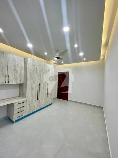 1 Kanal Basement For Rent