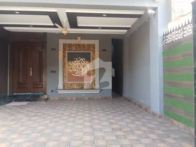 10 Male Triple Storey House Brand New Sale