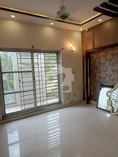10 Marla Upper Portion For Rent In DHA EME SOCIETY LAHORE 3 Master Bedroom TV Launch Kitchen Servant Quarter Garage Terrace Store Rent 850000/-