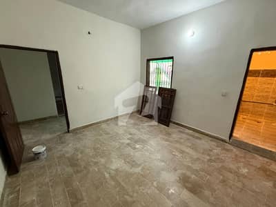 200 gazz 3 BED D/D PORTION FOR RENT IN BLOCK 13-A, GULSHAN E IQBAL