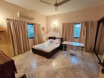 Clifton Block 2 Beautiful House 650 Square Yards Bungalow Clifton Block 2 Beautiful House 650 Square Yards Bungalow