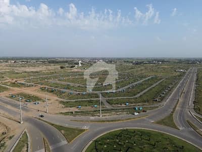 ڈی ایچ اے فیز9 پریزم ڈی ایچ اے ڈیفینس,لاہور میں 1 کنال رہائشی پلاٹ 3.1 کروڑ میں برائے فروخت۔
