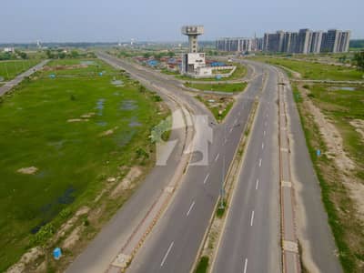 ڈی ایچ اے فیز 10 ڈیفنس (ڈی ایچ اے),لاہور میں 1 کنال پلاٹ فائل 98.0 لاکھ میں برائے فروخت۔