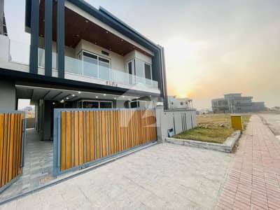 ٹاپ سٹی 1 اسلام آباد میں 5 کمروں کا 10 مرلہ مکان 4.3 کروڑ میں برائے فروخت۔ ٹاپ سٹی 1 اسلام آباد میں 5 کمروں کا 10 مرلہ مکان 4.3 کروڑ میں برائے فروخت۔