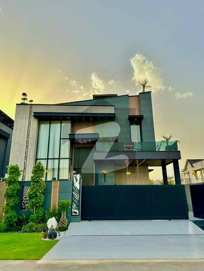 Ultra-Luxury 1 Kanal Designer House for Sale in DHA Phase 6 Lahore