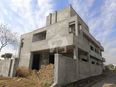 Grey Structure 20 Marla House Available In Top City 1 - Block B For Sale