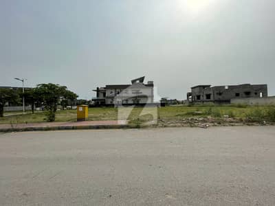 بحریہ ٹاؤن فیز 8 ۔ بلاک اے بحریہ ٹاؤن فیز 8,بحریہ ٹاؤن راولپنڈی,راولپنڈی میں 1 کنال رہائشی پلاٹ 4.4 کروڑ میں برائے فروخت۔ بحریہ ٹاؤن فیز 8 ۔ بلاک اے بحریہ ٹاؤن فیز 8,بحریہ ٹاؤن راولپنڈی,راولپنڈی میں 1 کنال رہائشی پلاٹ 4.4 کروڑ میں برائے فروخت۔
