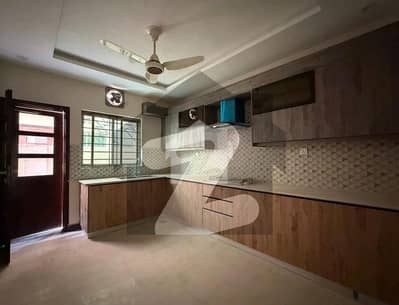 Prime Location House For sale In Askari 6 Karachi