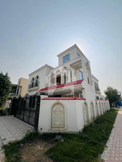 12 Marla Corner House Available For Rent In Sector E