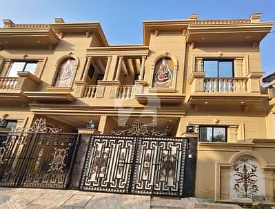 5 Marla Duplex House Spanish Style Luxury Style All Original Picture Direct Meeting A++ Construction Available For Sale in Johar Town phase 2