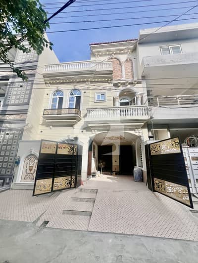 5 Marla Brand New Luxury Spanish Style House All Original Picture Direct Meeting Available For Sale in Johar Town phase 2.