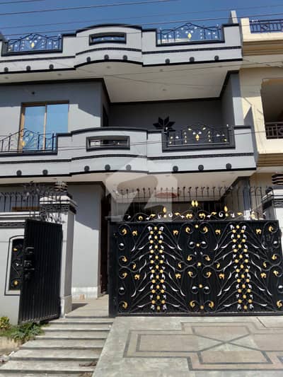 10 Marla Beautiful Triple Storey House Urgent For Sale Prime location G block in Sabzazar 10 Marla Beautiful Triple Storey House Urgent For Sale Prime location G block in Sabzazar