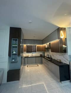 FLAT AVAILABLE FOR RENT IN HIGH-RISE