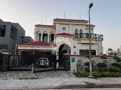 بحریہ ٹاؤن - ٹیپو سلطان بلاک بحریہ ٹاؤن ۔ سیکٹر ایف,بحریہ ٹاؤن,لاہور میں 3 کمروں کا 1 کنال بالائی پورشن 1.55 لاکھ میں کرایہ پر دستیاب ہے۔ بحریہ ٹاؤن - ٹیپو سلطان بلاک بحریہ ٹاؤن ۔ سیکٹر ایف,بحریہ ٹاؤن,لاہور میں 3 کمروں کا 1 کنال بالائی پورشن 1.55 لاکھ میں کرایہ پر دستیاب ہے۔