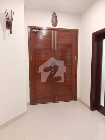 ULTRA LUXURY 500 SQ. YARDS WELL MAINTAINED BUNGALOW FOR SALE ZULFIQAR STREETS, DHA PHASE VIII, KARACHI | LC-10 | WA-10