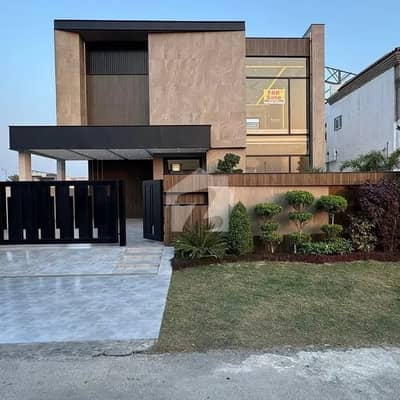 ڈی ایچ اے فیز 7 - بلاک وائے فیز 7,ڈیفنس (ڈی ایچ اے),لاہور میں 5 کمروں کا 1 کنال مکان 6.65 کروڑ میں برائے فروخت۔ ڈی ایچ اے فیز 7 - بلاک وائے فیز 7,ڈیفنس (ڈی ایچ اے),لاہور میں 5 کمروں کا 1 کنال مکان 6.65 کروڑ میں برائے فروخت۔