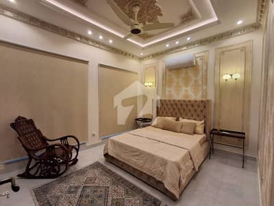 10 MARLA BRAND NEW HOUSE FULL FURNISHED NEAR TO CARREFOUR DHA PHASE 7 SOLER INTALLED