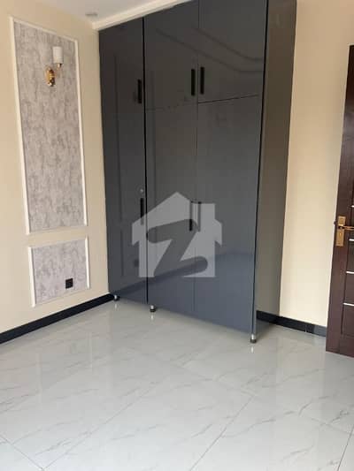 3.25 MARLA BRAND NEW TRIPLE STOREY HOUSE AVAILABLE FOR RENT IN UNION GREEN SOCIETY COLLEGE ROAD LAHORE