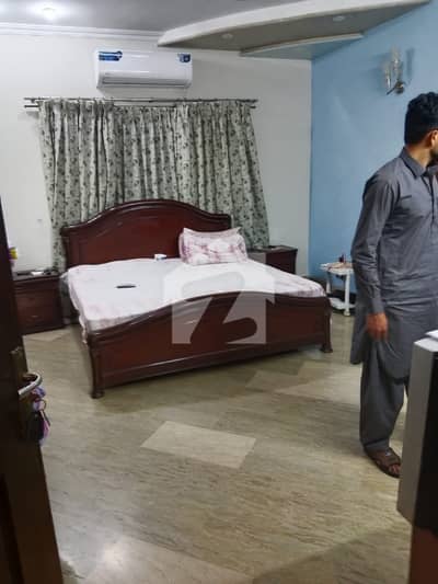 1 Kanal Upper Portion available for Rent in PCSIR2 near ucp university