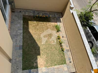 14 Marla Spacious Single Unit House For Sale. Dem 6.25 Cr Offer Required