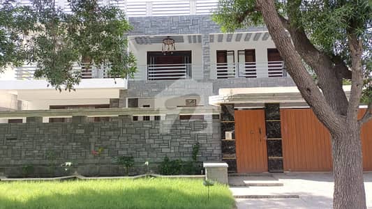 600 Sq Yard Bungalow Available For Sale 600 Sq Yard Bungalow Available For Sale