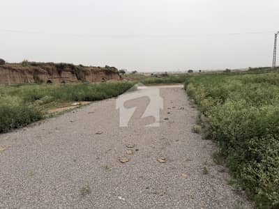 30x60 ideal Location Plot Near To University Road I-12/1.