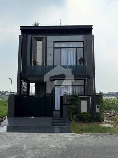 5-MARLA BEAUTIFUL DESIGN HOUSE FOR SALE