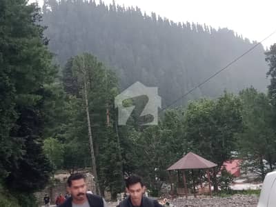 نتھیا گلی ایبٹ آباد میں 3 کنال کمرشل پلاٹ 24.5 کروڑ میں برائے فروخت۔