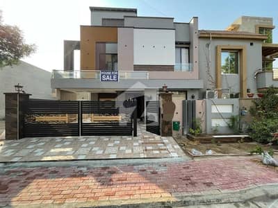 بحریہ ٹاؤن - اوورسیزبی بحریہ ٹاؤن اوورسیز انکلیو,بحریہ ٹاؤن,لاہور میں 5 کمروں کا 10 مرلہ مکان 3.5 کروڑ میں برائے فروخت۔ بحریہ ٹاؤن - اوورسیزبی بحریہ ٹاؤن اوورسیز انکلیو,بحریہ ٹاؤن,لاہور میں 5 کمروں کا 10 مرلہ مکان 3.5 کروڑ میں برائے فروخت۔