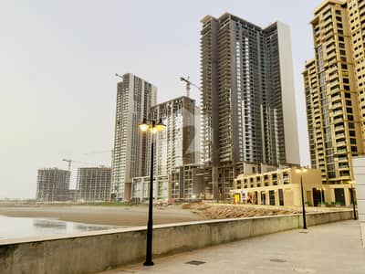 EMAAR THE VIEWS TOWERS BRAND NEW 3BED SEAFACING AVALIABLE FLAT FOR RENT.