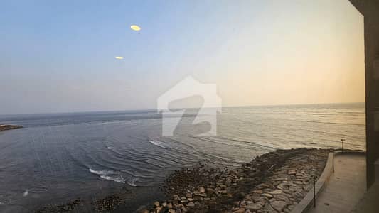 EMAAR OCEANFRONT 3BED SEA-FACING FURNISHED TOWN HOUSE AVALIABLE ON RENT IN CORAL TOWERS.