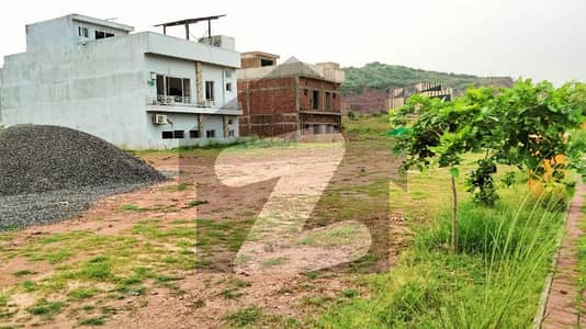 Boulevard 10 Marla Plot For Sale Sector C1 Ext