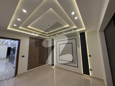 5 Marla Beautiful House For Rent In Buch Executive Villas Multan | 4 Bed Luxury Home