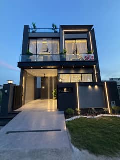 3 Years Installment Plan 1.5 Storey Luxury 5 Marla Brand New House In Park View City Lahore