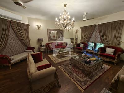 500 Yds House Very Well Maintained Near Abu Bakar Masjid At Most Peaceful Location At Reasonable Demand