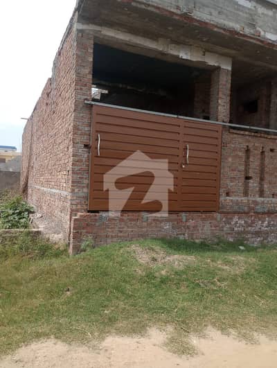 سمبڑیال سیالکوٹ میں 3 کمروں کا 7 مرلہ مکان 90.0 لاکھ میں برائے فروخت۔