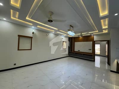 10 Marla House Available For Rent In Bahria Town Phase 7