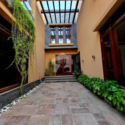 Highly-Desirable 600 Square Yards House Available In DHA Phase 6 Highly-Desirable 600 Square Yards House Available In DHA Phase 6
