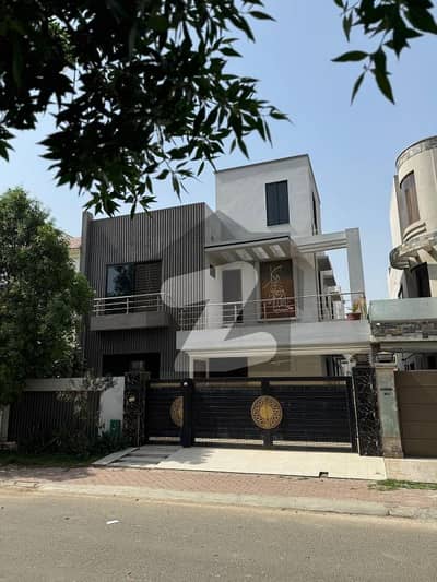 10 Marla Like New House For Rent 10 Marla Like New House For Rent