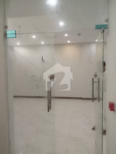 4 MARLA OFFICE SPACE FOR RENT