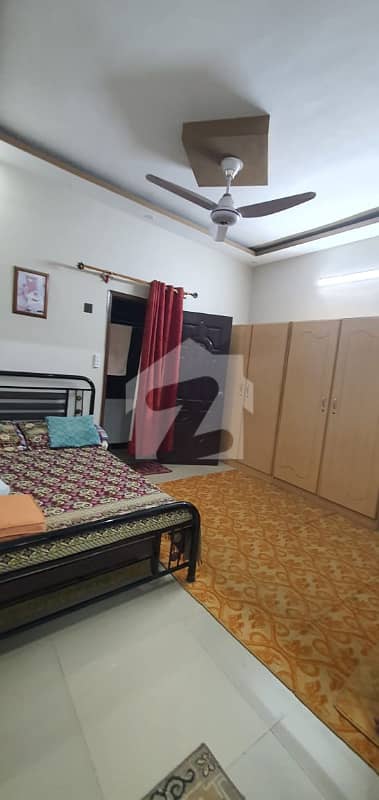 نارتھ ناظم آباد ۔ بلاک اے نارتھ ناظم آباد,کراچی میں 6 کمروں کا 8 مرلہ مکان 5.5 کروڑ میں برائے فروخت۔