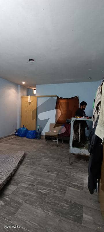 3 MARLA FLAT FOR RENT IN MILITARY ACCOUNT SOCIETY COLLEGE ROAD LAHORE.