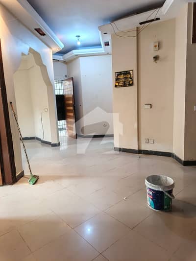 نارتھ ناظم آباد ۔ بلاک جے نارتھ ناظم آباد,کراچی میں 4 کمروں کا 8 مرلہ مکان 4.0 کروڑ میں برائے فروخت۔