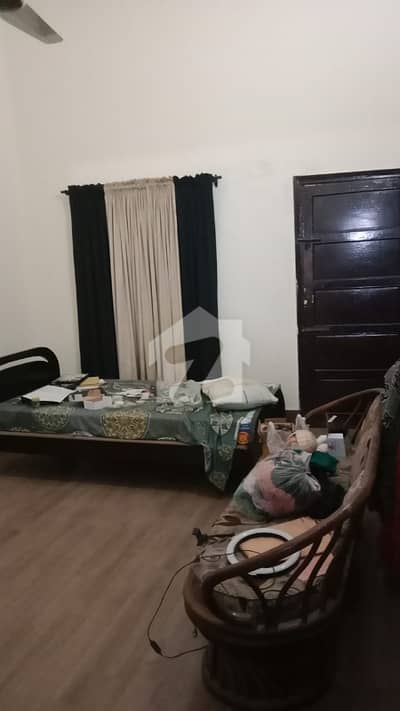 نارتھ ناظم آباد ۔ بلاک کیو نارتھ ناظم آباد,کراچی میں 3 کمروں کا 8 مرلہ مکان 2.55 کروڑ میں برائے فروخت۔