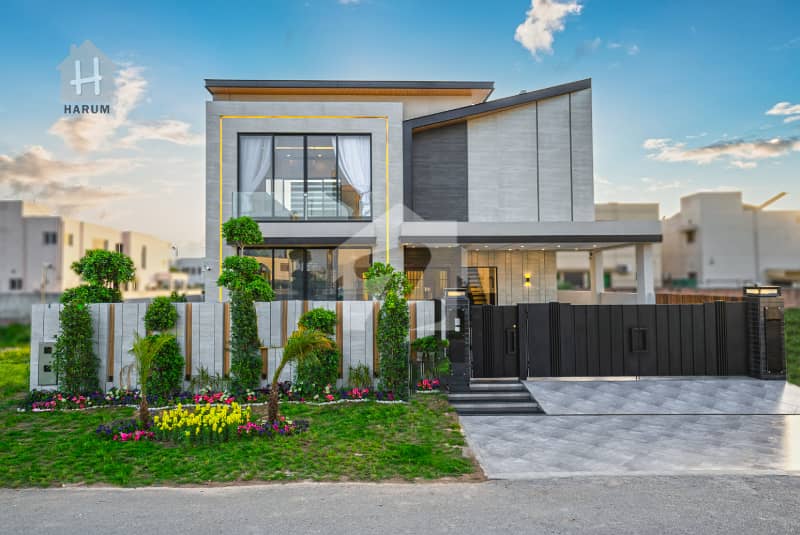 NEAR DEFENCE RAYA 1 KANAL ULTRA-MODERN DESIGN VILLA NEAR DEFENCE RAYA 1 KANAL ULTRA-MODERN DESIGN VILLA